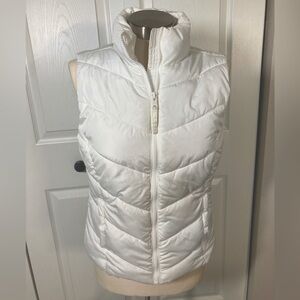 White Aeropostale puff vest size small.